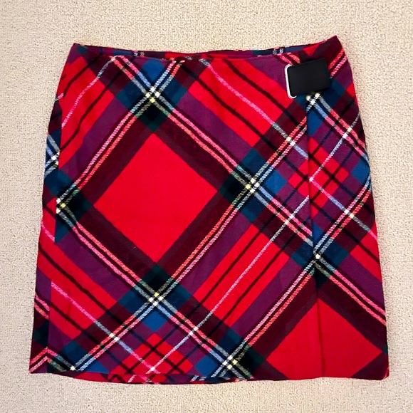 Tommy Hilfiger Dresses & Skirts - Tommy Hilfiger Wool Blend Wrap Tartan/Plaid Skirt (Size 2)